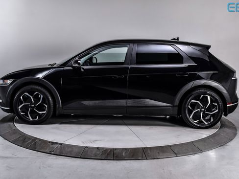 Used 2024 Hyundai Ioniq 5 SEL image 3