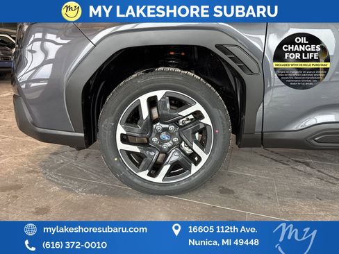 New 2025 Subaru Forester Premium image 29