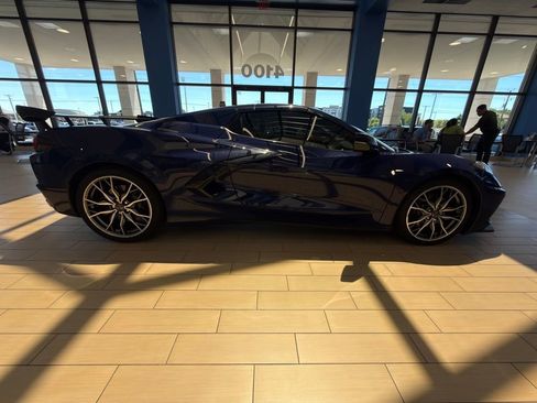 Used 2025 Chevrolet Corvette Stingray Preferred Conv w/ Stealth Interior Trim Package RWD image 6