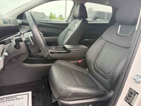 Used 2025 Hyundai Tucson Limited AWD/4WD image 10