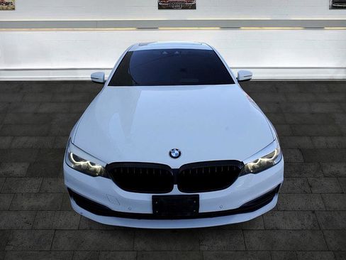 Used 2019 BMW 530i w/ Convenience Package image 2