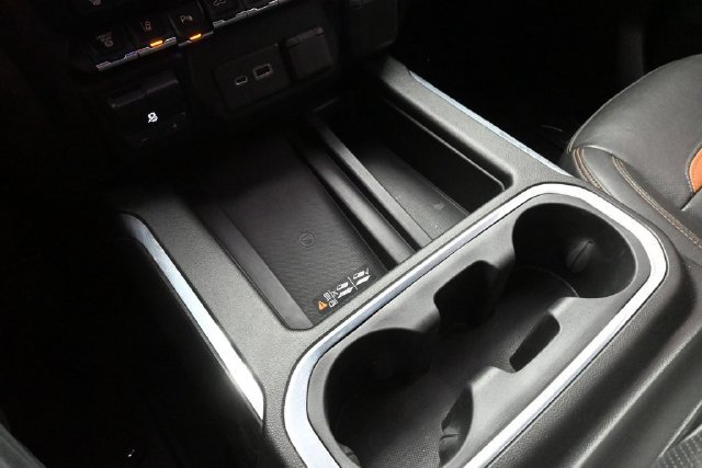 Used 2021 GMC Sierra 2500 AT4 w/ AT4 Premium Plus Package AWD/4WD image 41
