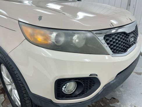 Used 2011 Kia Sorento LX w/ Convenience Pkg image 31
