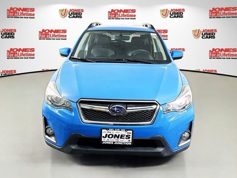 Used 2017 Subaru Crosstrek 2.0i Limited AWD/4WD image 11