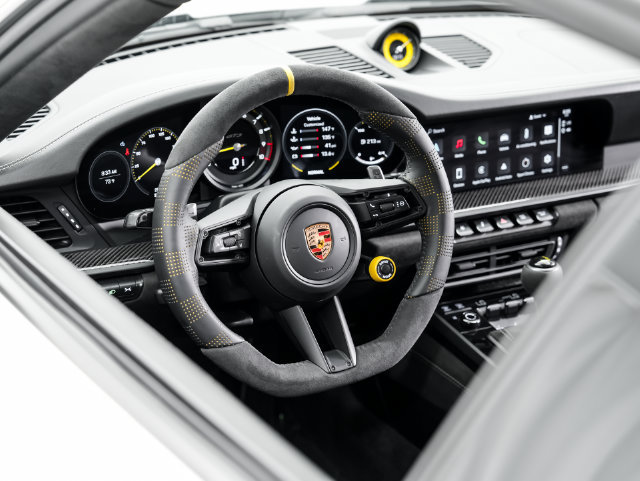 Used 2022 Porsche 911 GT3 RWD image 10