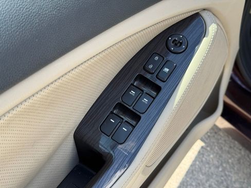 Used 2011 Kia Optima EX w/ Premium Pkg FWD image 14