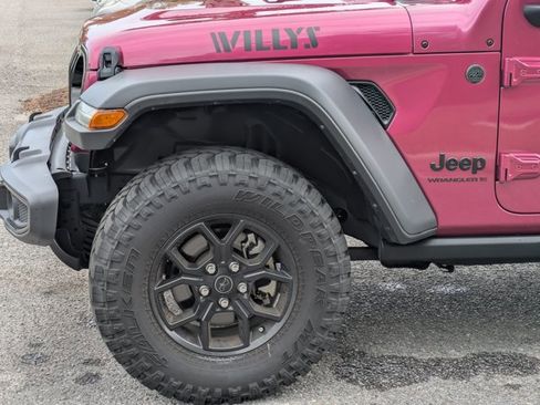 Used 2024 Jeep Wrangler Willys image 14
