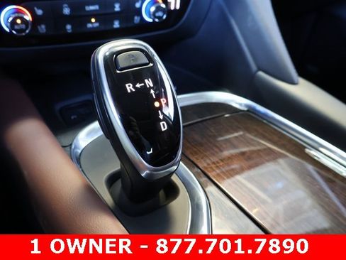 Used 2020 Buick Enclave Avenir w/ Avenir Technology Package image 28