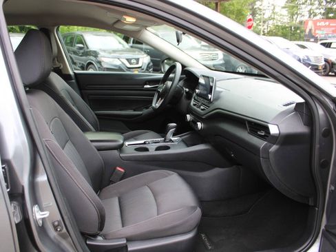 Used 2019 Nissan Altima 2.5 S FWD image 28