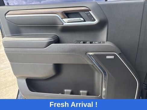 Used 2022 Chevrolet Silverado 1500 RST w/ Convenience Package II image 10