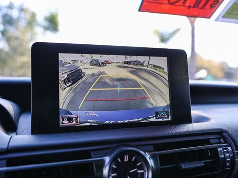 Used 2025 Lexus IS 300 image 16