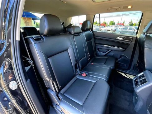 Used 2018 Volkswagen Atlas SEL FWD image 20