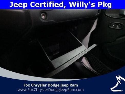 Certified 2021 Jeep Gladiator Willys image 28