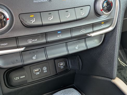 Used 2020 Hyundai Santa Fe SEL FWD image 31