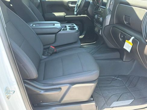 Used 2025 Chevrolet Silverado 1500 W/T w/ WT Value Package RWD image 13