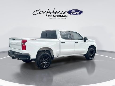 Used 2024 Chevrolet Silverado 1500 LT Trail Boss w/ Convenience Package II AWD/4WD image 9