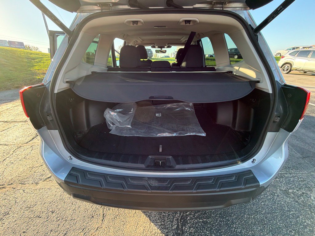 Used 2023 Subaru Forester Premium AWD/4WD image 10