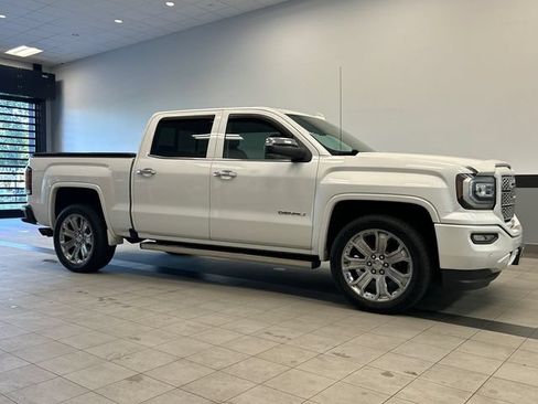 Used 2018 GMC Sierra 1500 Denali w/ Denali Ultimate Package AWD/4WD image 1