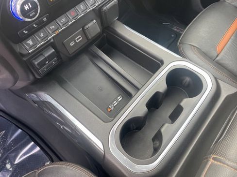 Used 2023 GMC Sierra 2500 AT4 w/ AT4 Preferred Package image 31