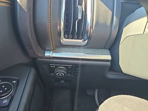 Used 2025 Ford Expedition Tremor AWD/4WD image 30