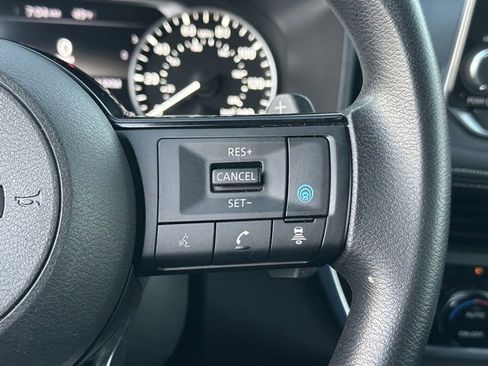 Certified 2023 Nissan Rogue SV image 39