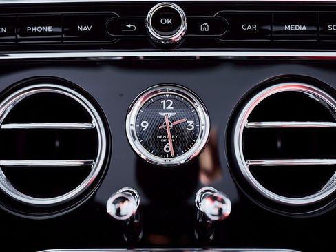 Used 2023 Bentley Continental GT Azure image 61