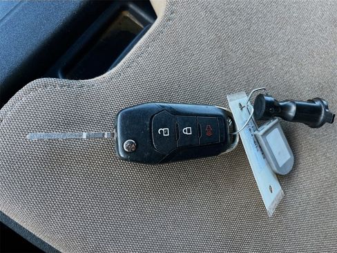 Used 2023 Ford F150 XLT image 31