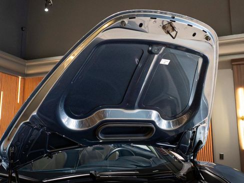 Used 2018 McLaren 720S Luxury RWD image 32