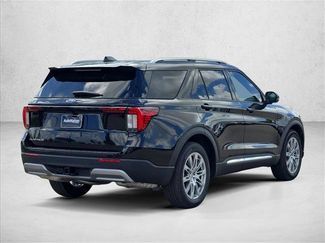 New 2026 Ford Explorer Platinum video 2