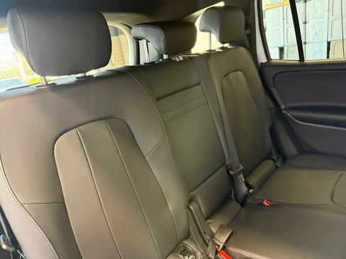 New 2026 Mercedes-Benz GLB 250 4MATIC image 18