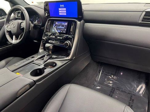 Certified 2026 Lexus LX 600 4WD w/ Accessory Package (Z1) image 12
