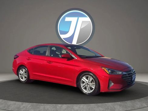 Used 2020 Hyundai Elantra SEL image 18