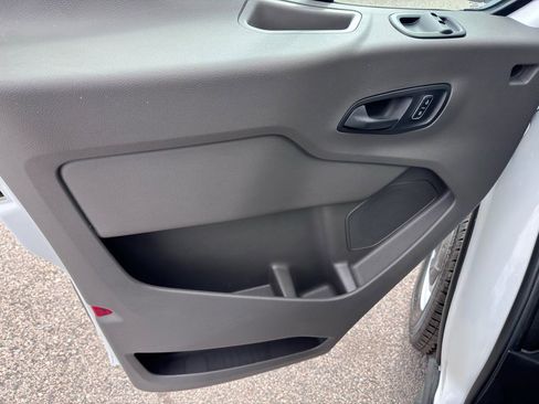 Used 2025 Ford Transit 350 XL RWD image 9
