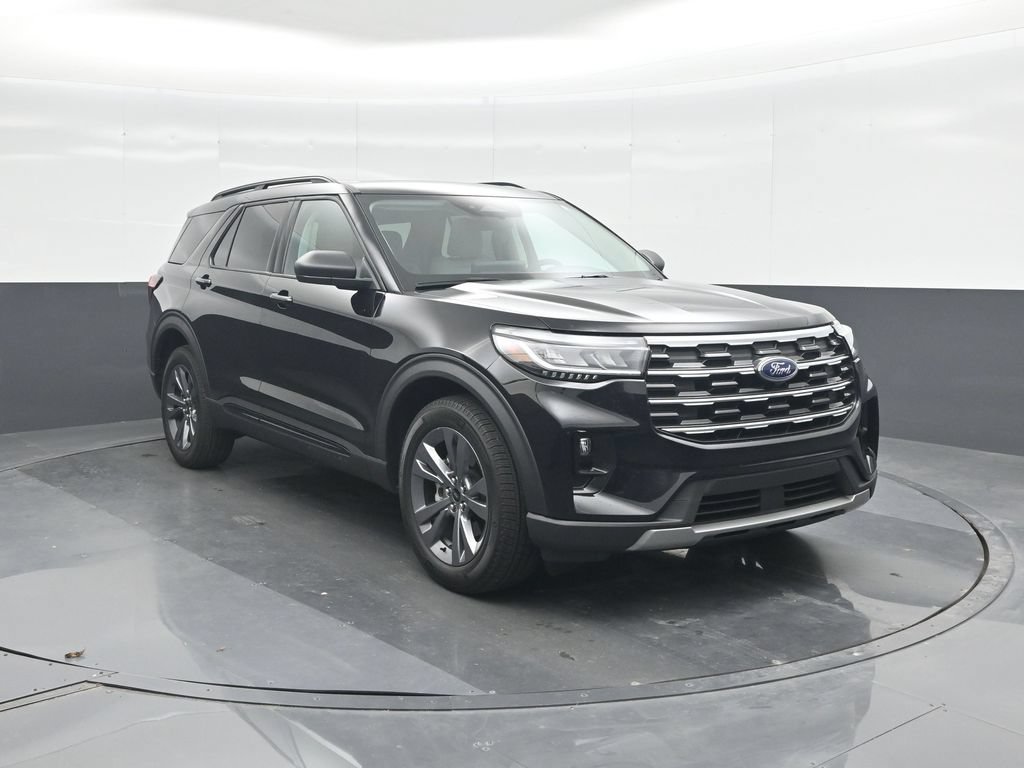 Certified 2026 Ford Explorer Active w/ Active Comfort Package AWD/4WD image 8