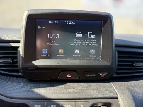 Used 2019 Hyundai Veloster 2.0 image 35