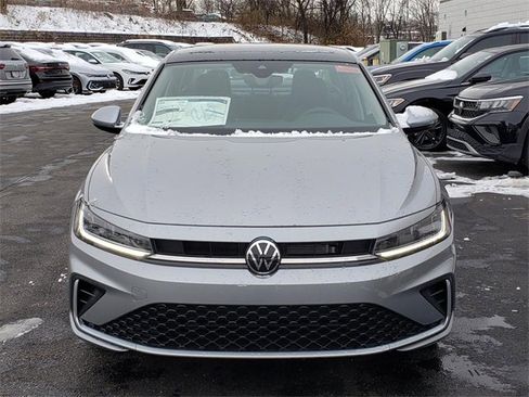 New 2026 Volkswagen Jetta SE image 5