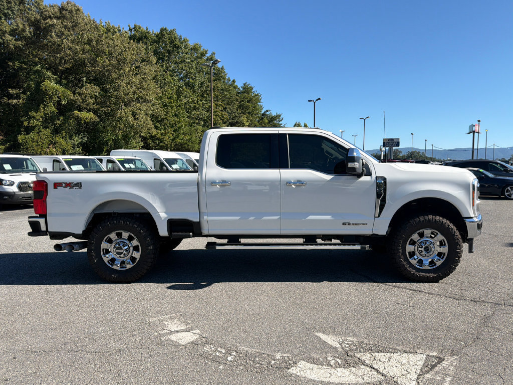 Used 2025 Ford F250 Lariat w/ Chrome Package AWD/4WD image 8