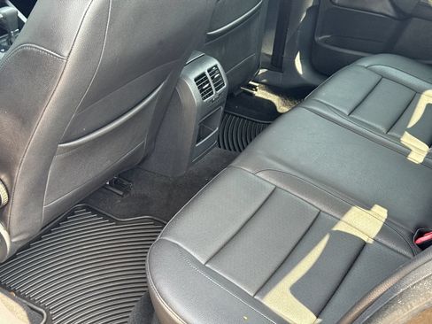 Used 2010 Volkswagen Jetta Limited Edition FWD image 19
