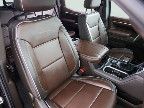 Used 2026 GMC Sierra 1500 Denali w/ Denali Reserve Package AWD/4WD image 32