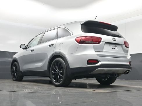 Certified 2020 Kia Sorento EX image 31