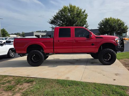 Used 2011 Ford F250 Lariat w/ Lariat Interior Pkg AWD/4WD image 12