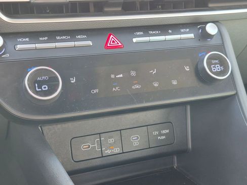 Used 2025 Hyundai Sonata SEL FWD image 19