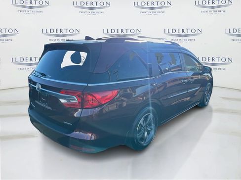 Used 2018 Honda Odyssey Touring image 5