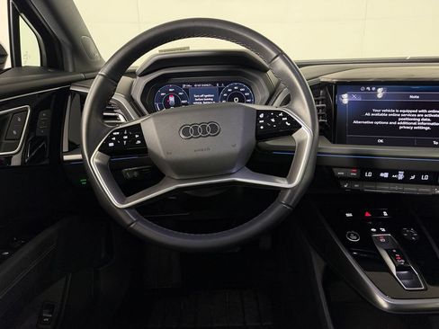 Used 2024 Audi Q4 e-tron Premium Plus w/ Premium Plus AWD/4WD image 15
