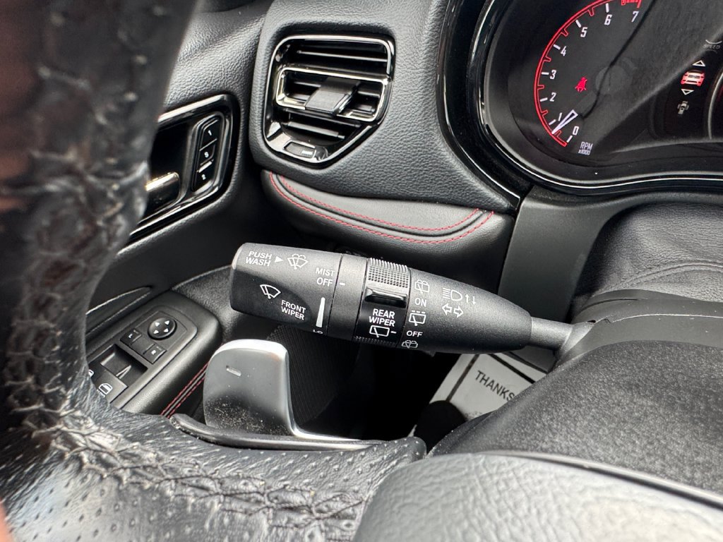 Used 2025 Dodge Durango GT AWD/4WD image 33