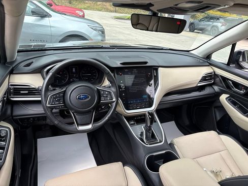 Used 2023 Subaru Outback Limited AWD/4WD image 11