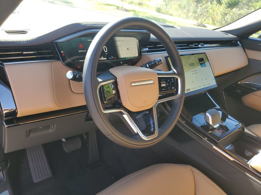 New 2027 Land Rover Range Rover Sport SE AWD/4WD image 15