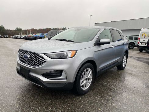 Used 2024 Ford Edge SEL image 8