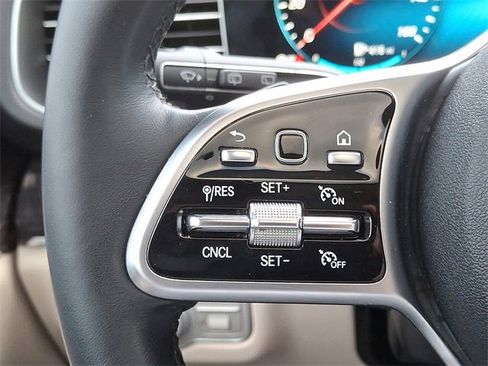 Used 2022 Mercedes-Benz GLE 350 4MATIC image 23