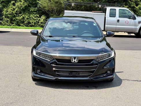 Used 2021 Honda Accord Sport image 4